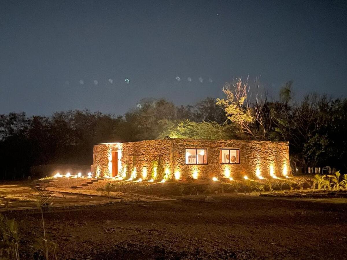 Kesar Farm House On The Lake أُودايبور المظهر الخارجي الصورة