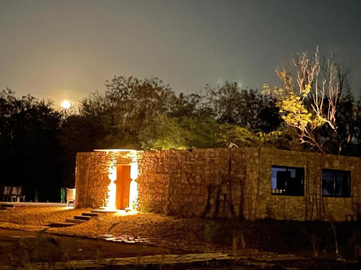 Kesar Farm House On The Lake أُودايبور المظهر الخارجي الصورة