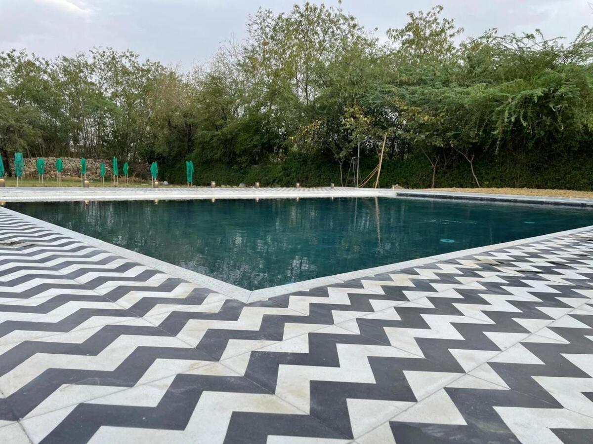 Kesar Farm House On The Lake أُودايبور المظهر الخارجي الصورة